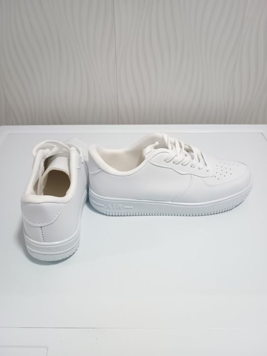 Adidasi unisex, marimi 38 si 39