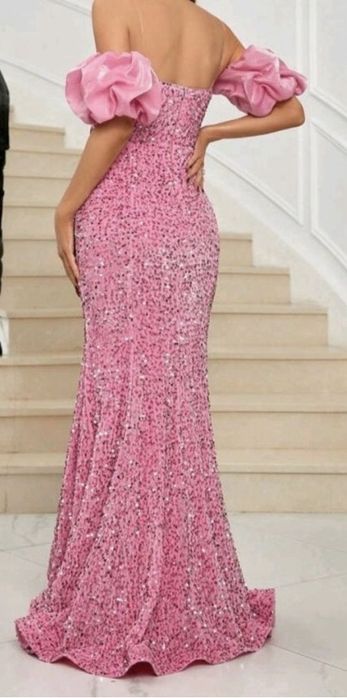 Дамска официална рокля – розова с пайети. Размер S/M