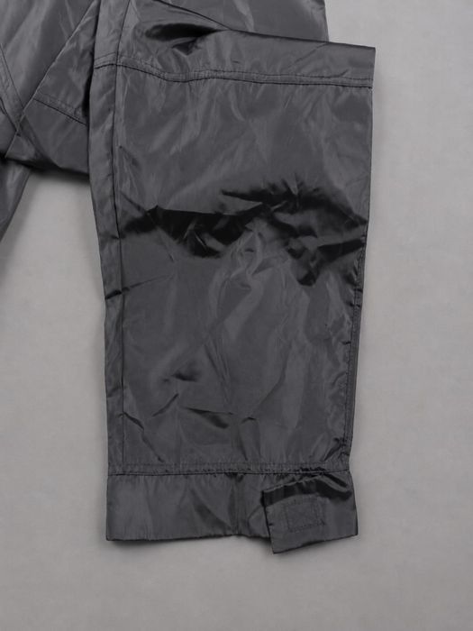 Pantaloni de fâș