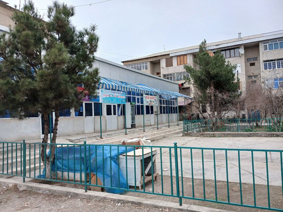 Карши шахар Геолог МФЙ нотурар бино сотилади