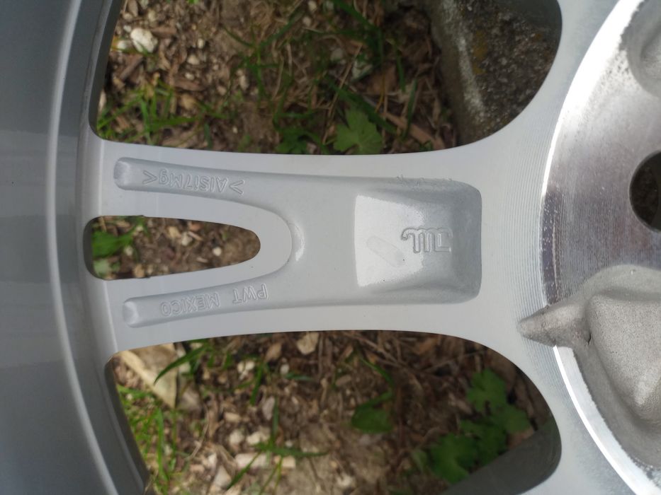 Джанти Tesla model Y R19