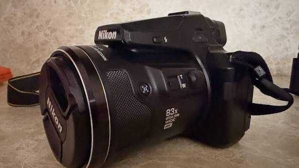 Camera Nikon P950 zoom 83x
