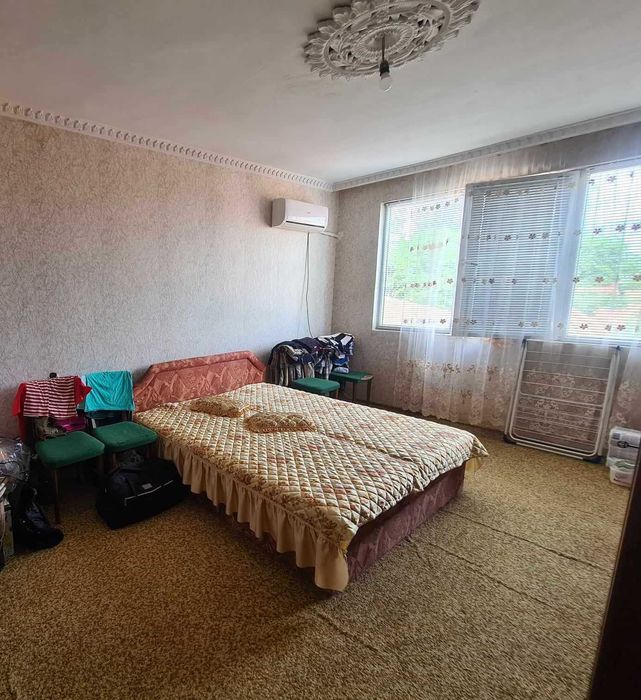 Апартамент с три спални в кв. Каменни, град Хасково