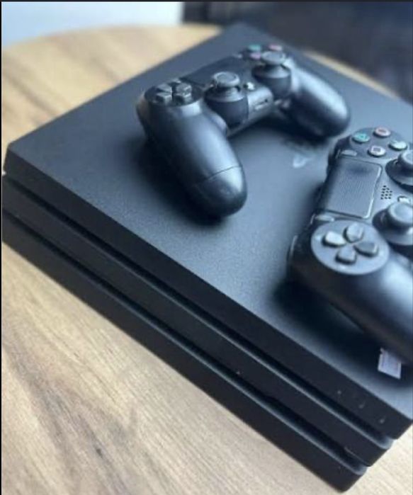 Продам Sony playstation 4 pro