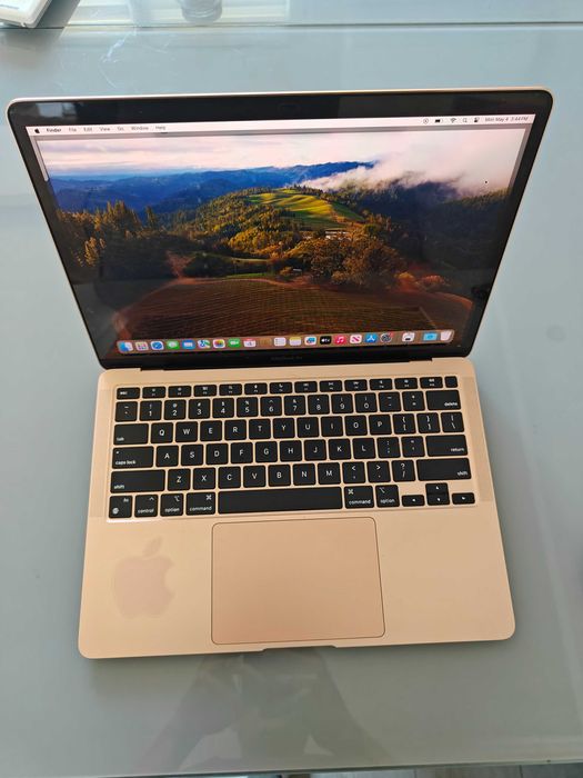 Apple MacBook Air 13” (M1, 2020) – 8GB RAM, 256GB SSD – Excellent Condition