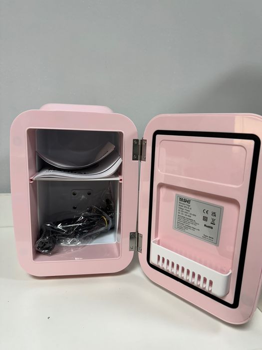 Холодильник для косметики