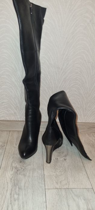 Продам сапоги женские