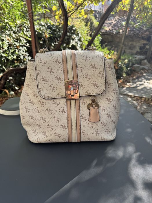 Оригинална раница Guess