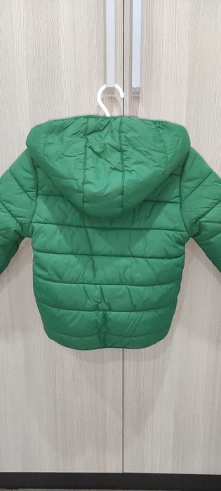Демисезонная  куртка детская