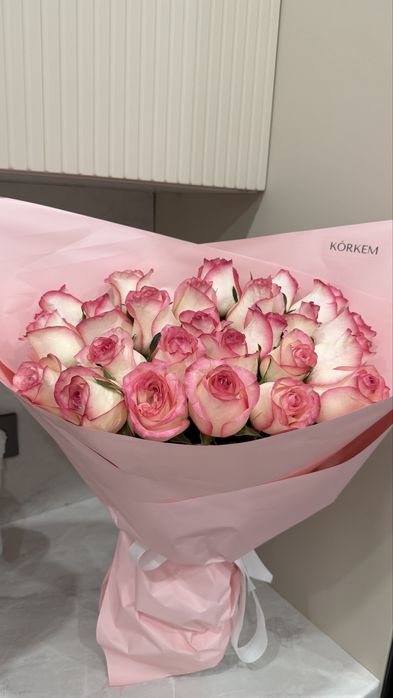 Продам букет 25 роз