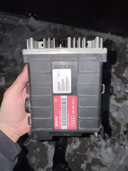 Продам эбу ауди 80 моно