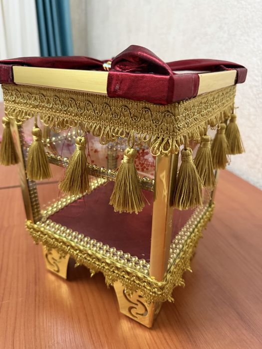 Құдалыққа корзиналар, қоржын, сырға салу