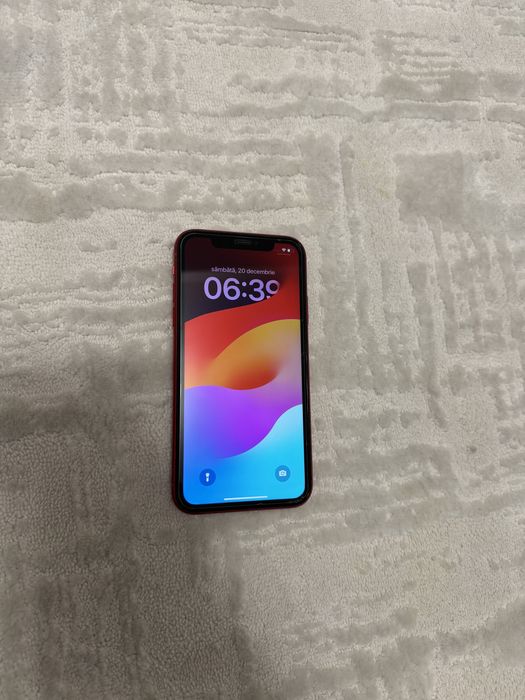 Iphone 11 Red,impecabil, la cutie cu factură de achizite