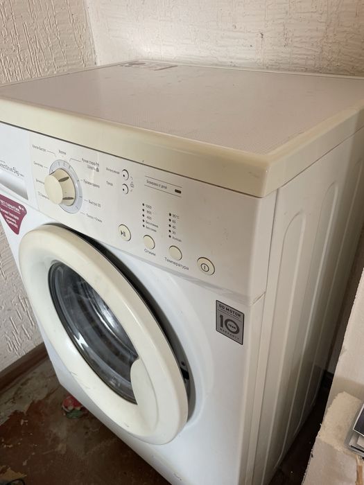 Продается стиральная машина