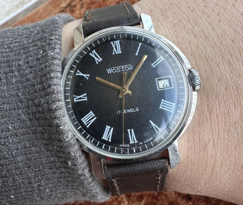 Сьветски механичен часовник Восток,направен 80 г