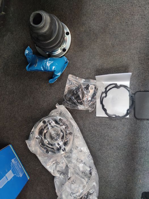 Вътрешни  карета чисто нови Ауди VW Шкода Сеат Алфа Ромео