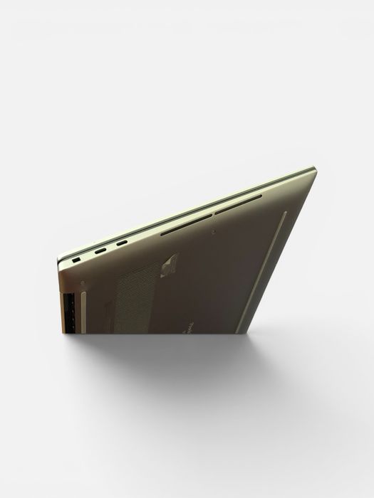 Лаптоп 15.6’UHD+4K Touch i7-12800H RTX A1000 Dell Precision 5570 32GB Ram 512GB SSD