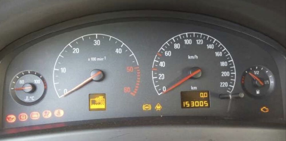 Поправка и ремонт на километраж за Opel Vectra C & Signum