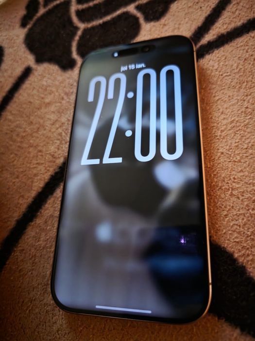 Vand sau schimb  iphone 16 pro 128