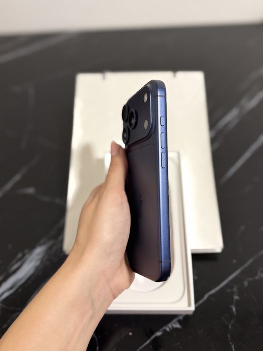 IPhone 17 pro 256 gb - Deep Blue