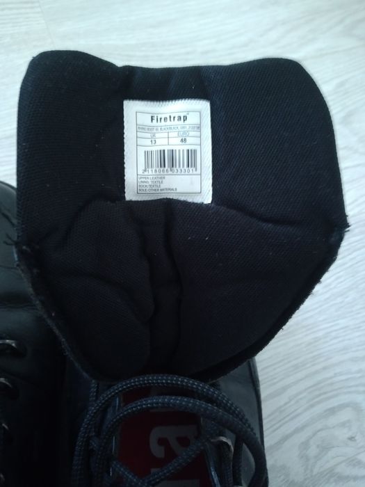 Зимни туристически боти.