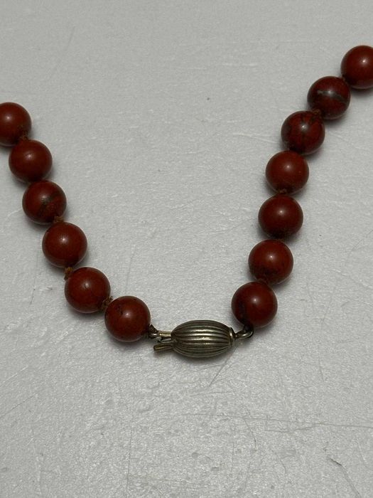 COLIER JASP ROSU Natural + ARGINT 925 - Bile mari slefuite - Vintage !