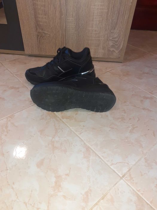 Мода(дамски обувки)