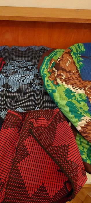 Карета и покривки на една кука