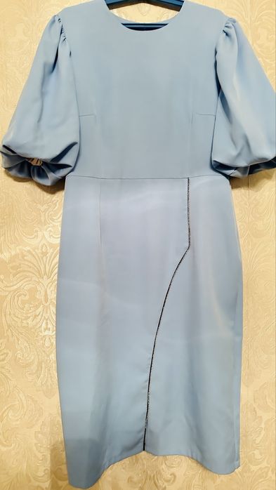 Продам платье голубое вечернее