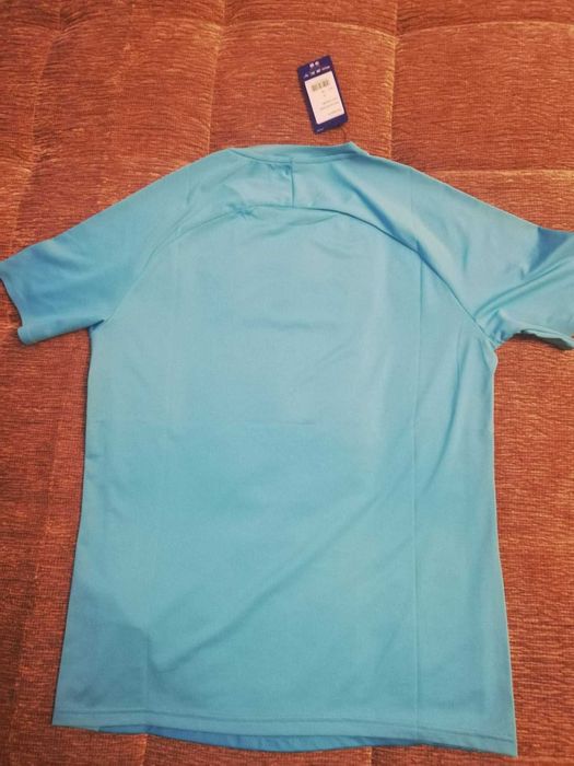 с етикета Mizuno тениска М размер