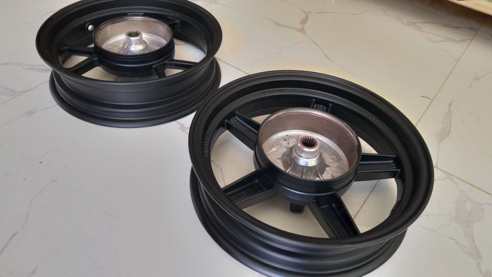 Продаётся Дикси для скутеров НОВЫЙ.