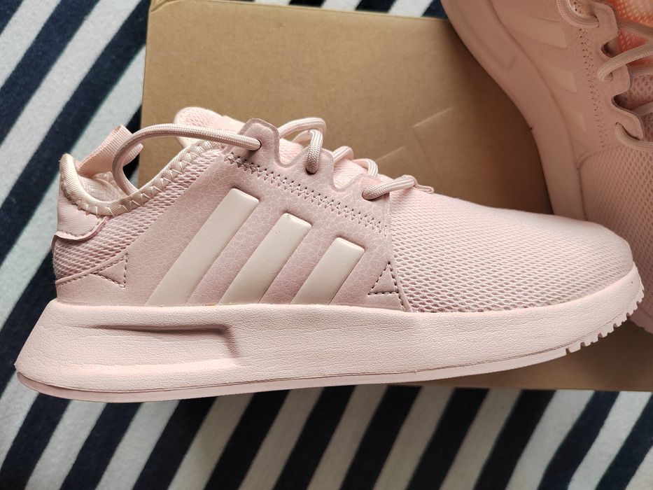 Нови маратонки Adidas 34