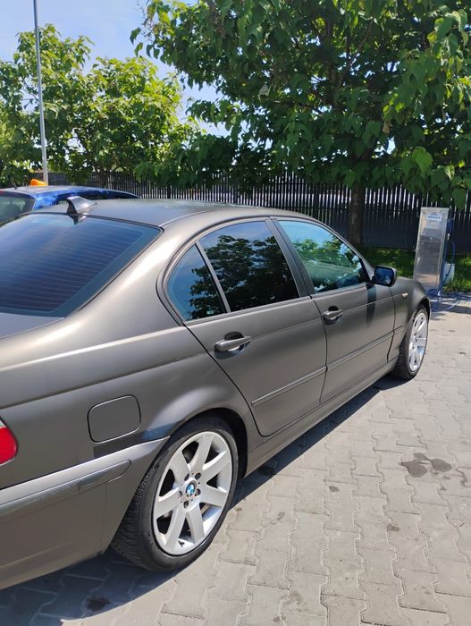 BMW an 2003 motor 1,6 benzina,116 cai putere și 233 mii km reali