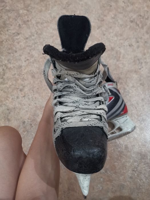 Хоккейные Коньки