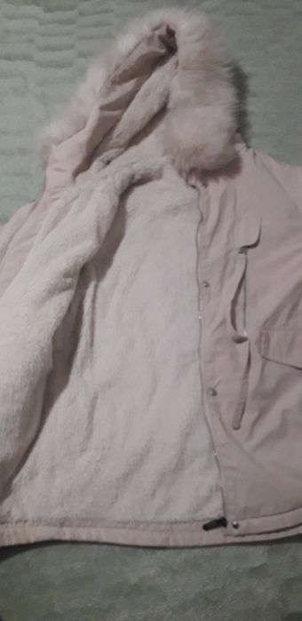 Зимняя куртка теплая