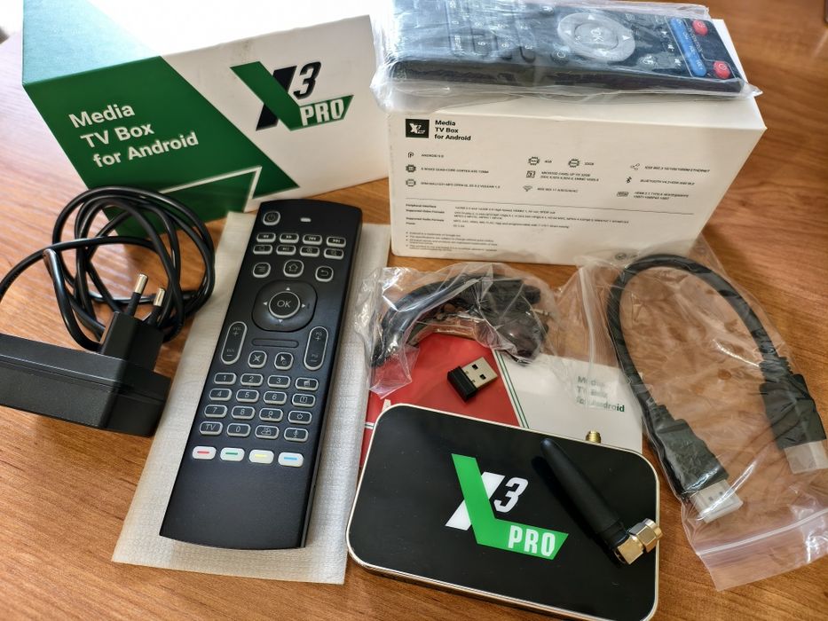 Смарт ТВ приставка (TV Box) Ugoos X3 Pro