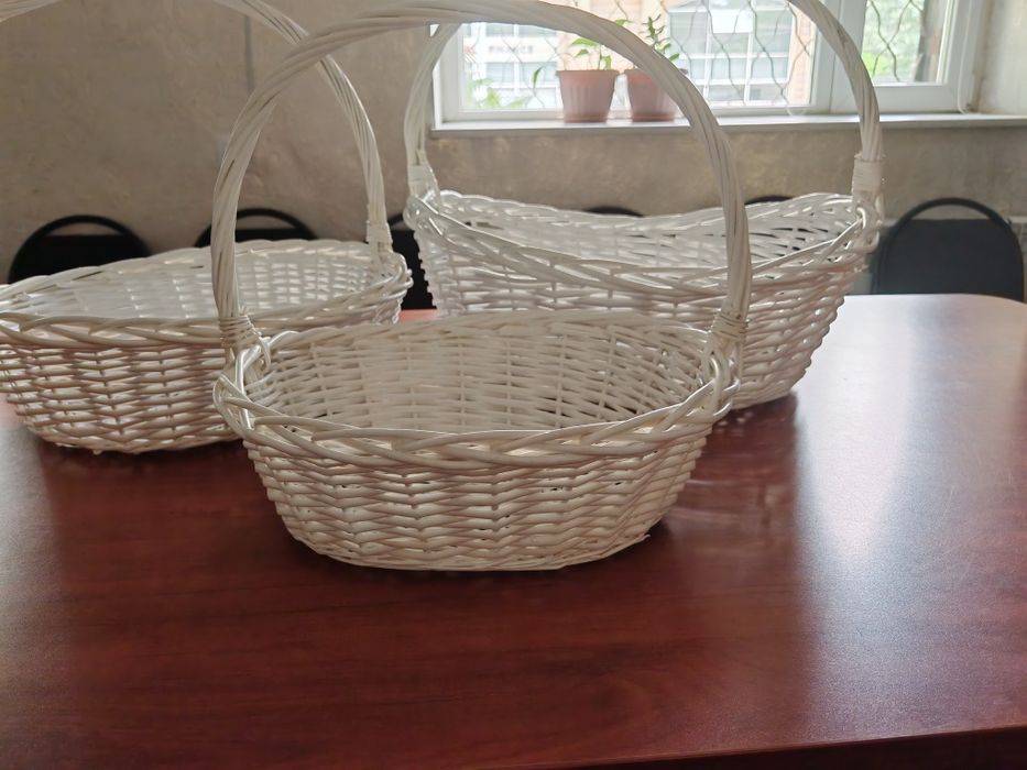 Корзины плетеные