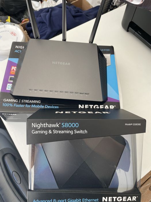Продавам Gaming & Streaming Netgear рутер и Switch Modem Nigthawk Netgear