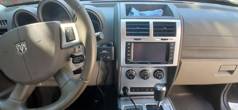 Dodge nitro 4x4 SUV