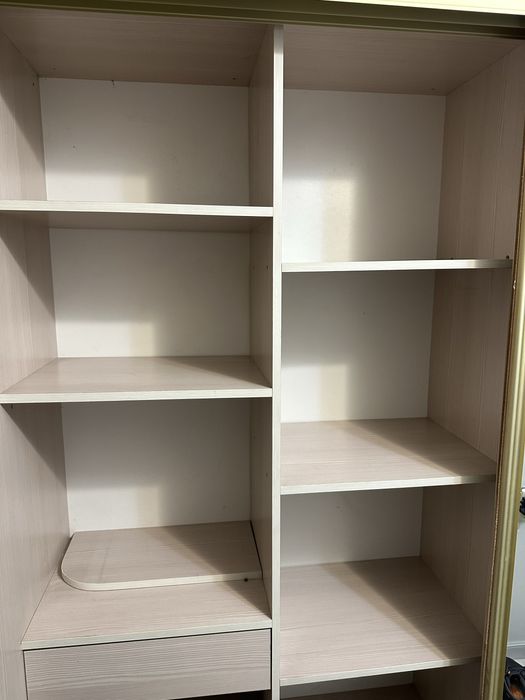 Продам шкаф прихожей