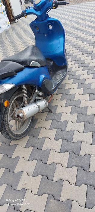 Vând scuter 125cc
