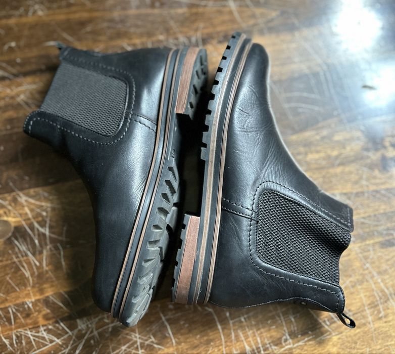 Chelsea boots din piele