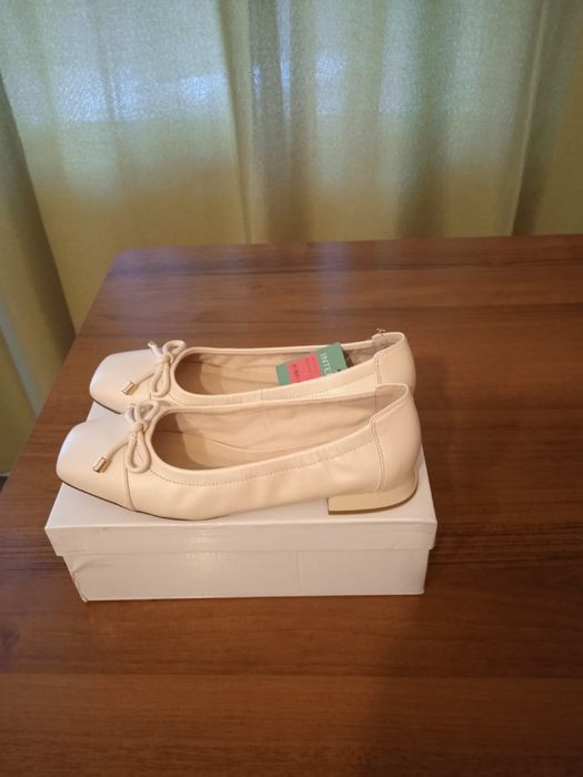 Продам новые туфли