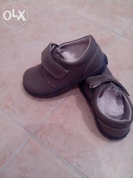 Нови!Детски обувки ест.кожа-Капчица