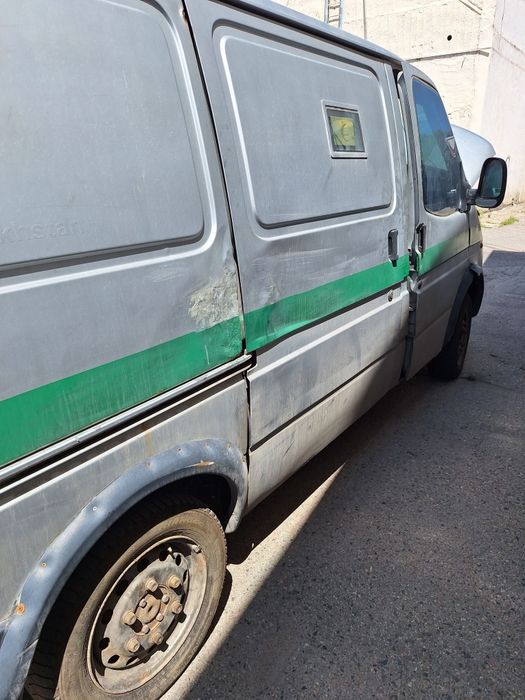 Ford Transit на разбор