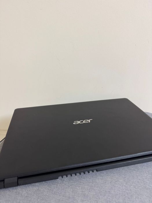 Ноутбук б/у в отличном состояние