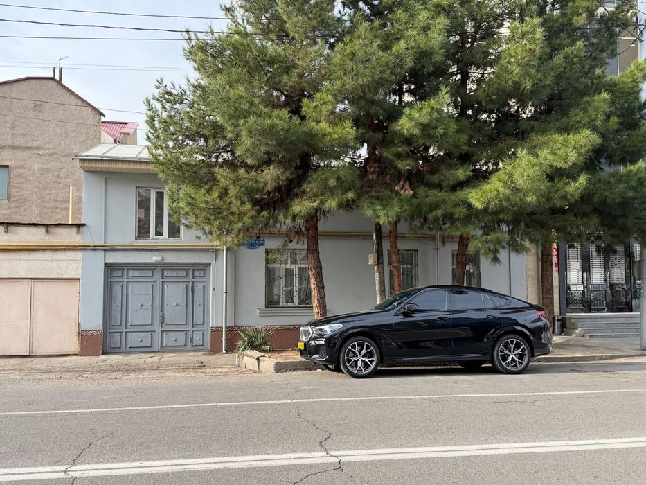 Продается под гостиницу