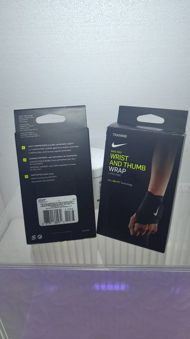 Обувки и аксесоари NIKE