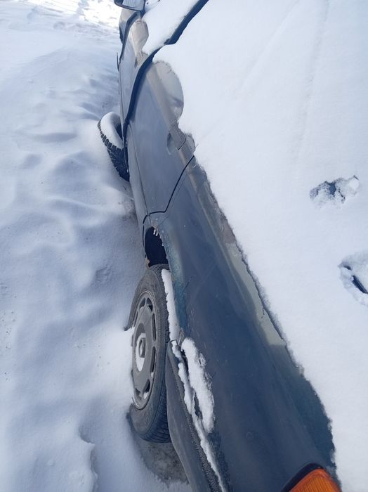 Продам ауди б3 1897года не на ходу