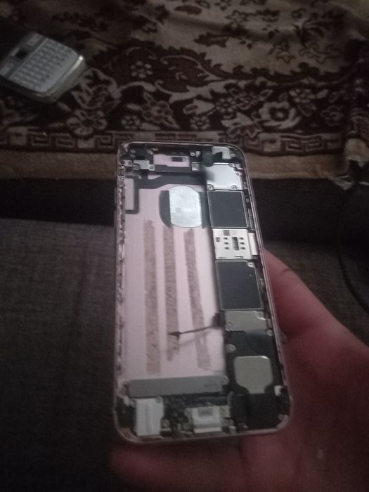 IPhone 6S плата и корпус